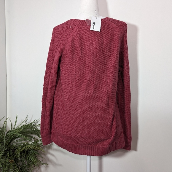 NWT Sonoma Sweater Size L - Picture 4 of 9